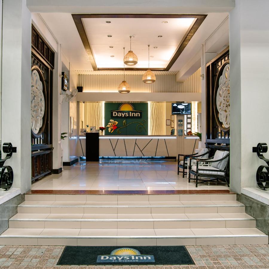 Days Inn By Wyndham Patong Beach Екстериор снимка