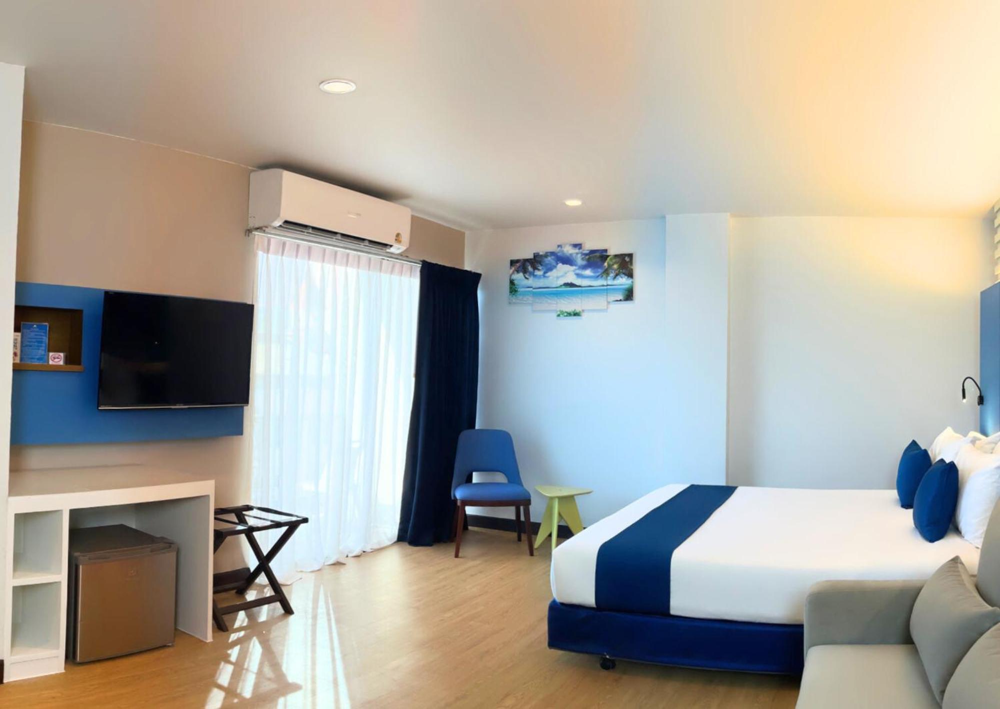 Days Inn By Wyndham Patong Beach Екстериор снимка